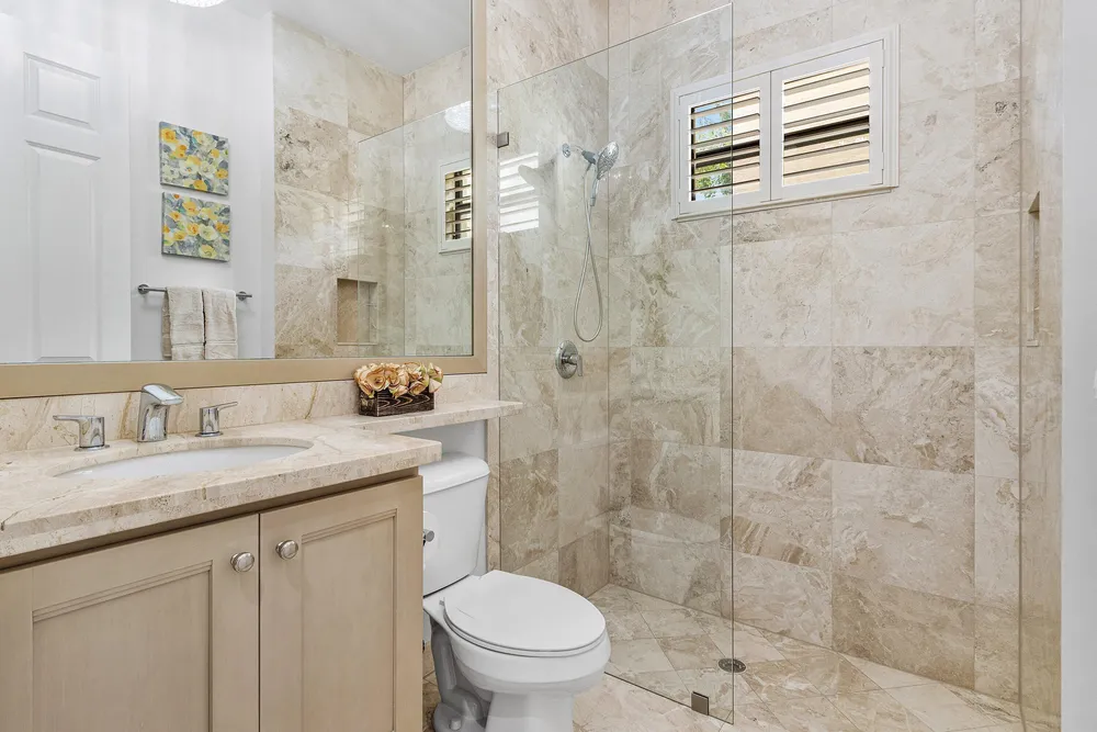 8748 Lewis River Rd, Delray Beach, FL 33446