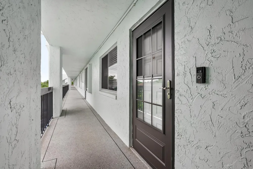 6698 10th Ave N, Greenacres, FL 33467