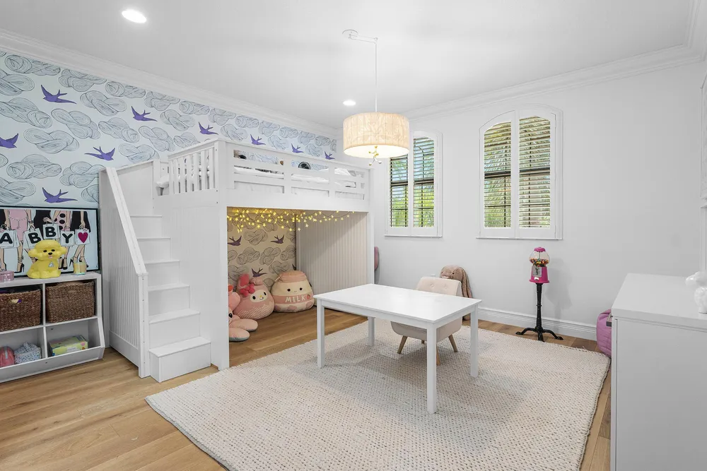 8748 Lewis River Rd, Delray Beach, FL 33446