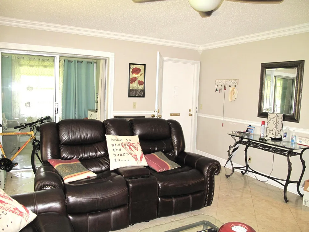 892 High Point Blvd N, Delray Beach, FL 33445