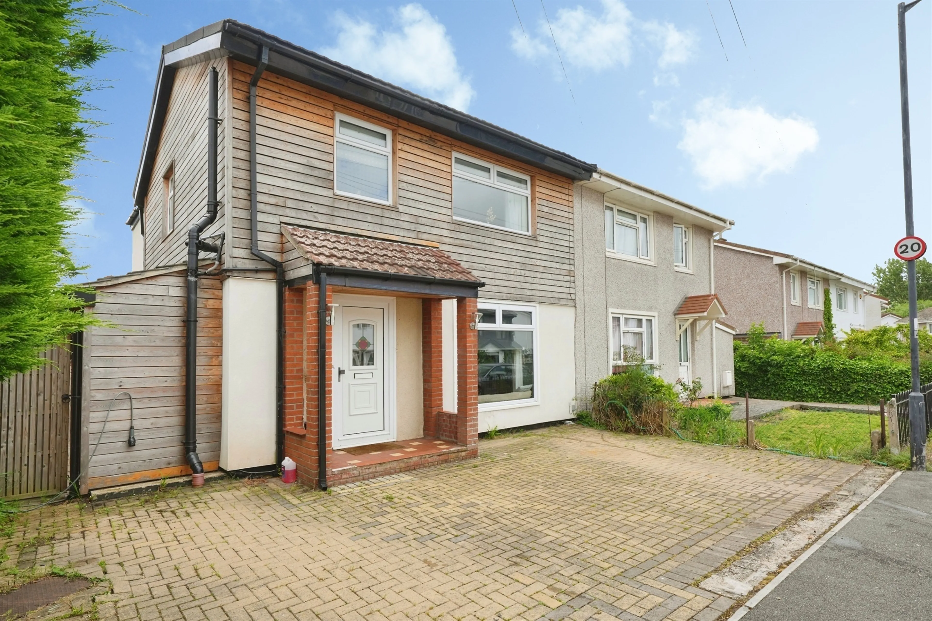 Property photo 0
