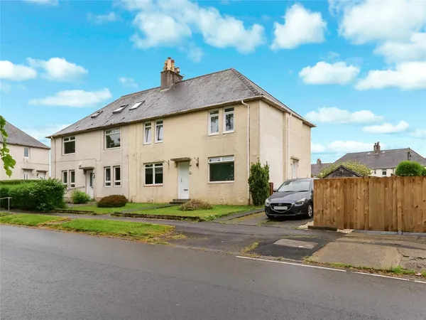 Alloway Avenue, Kilmarnock, East Ayrs...