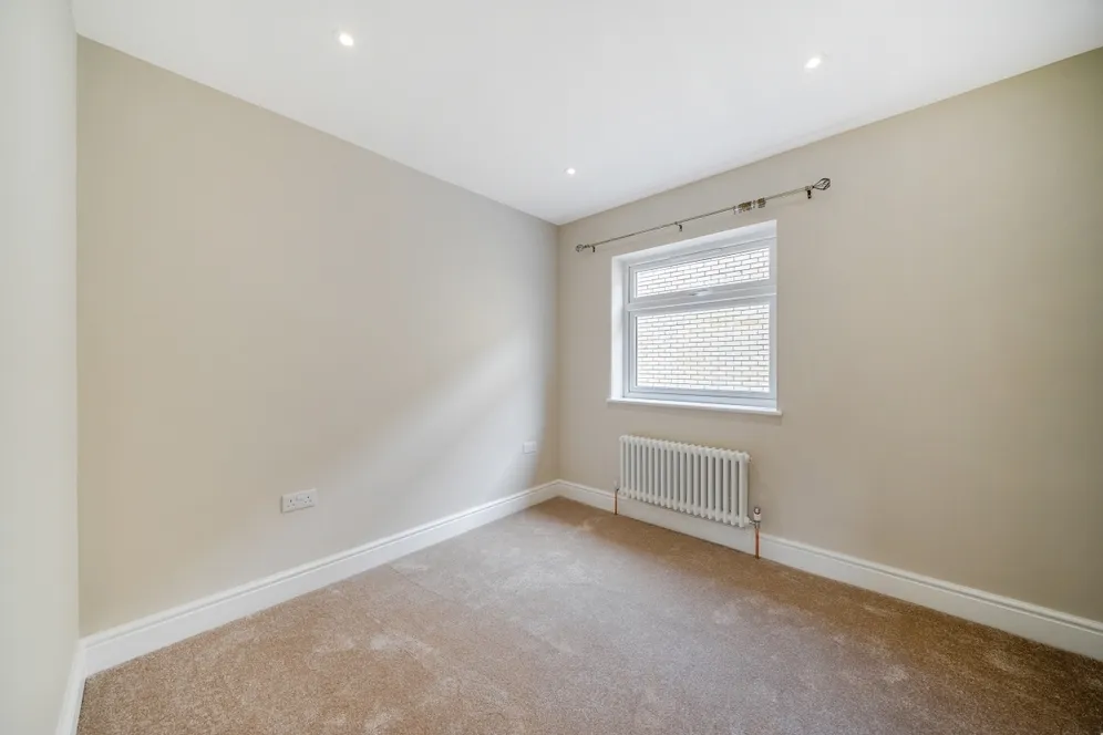 Shooters Hill Road SE3 photo 13