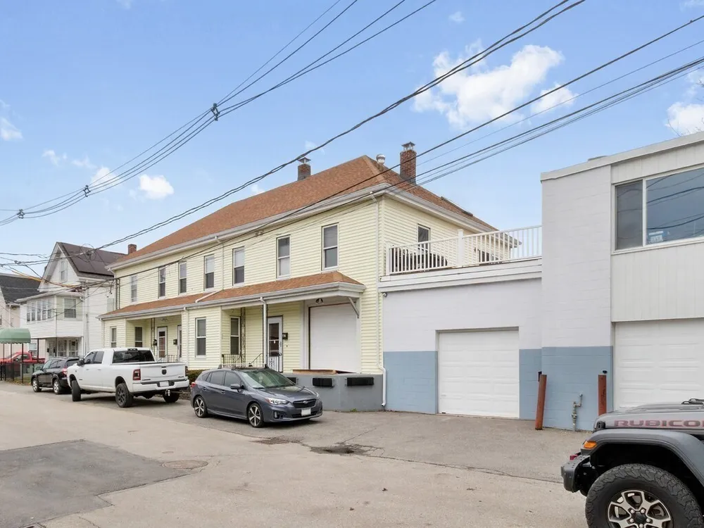 110 Harvard St, Waltham, MA 02453