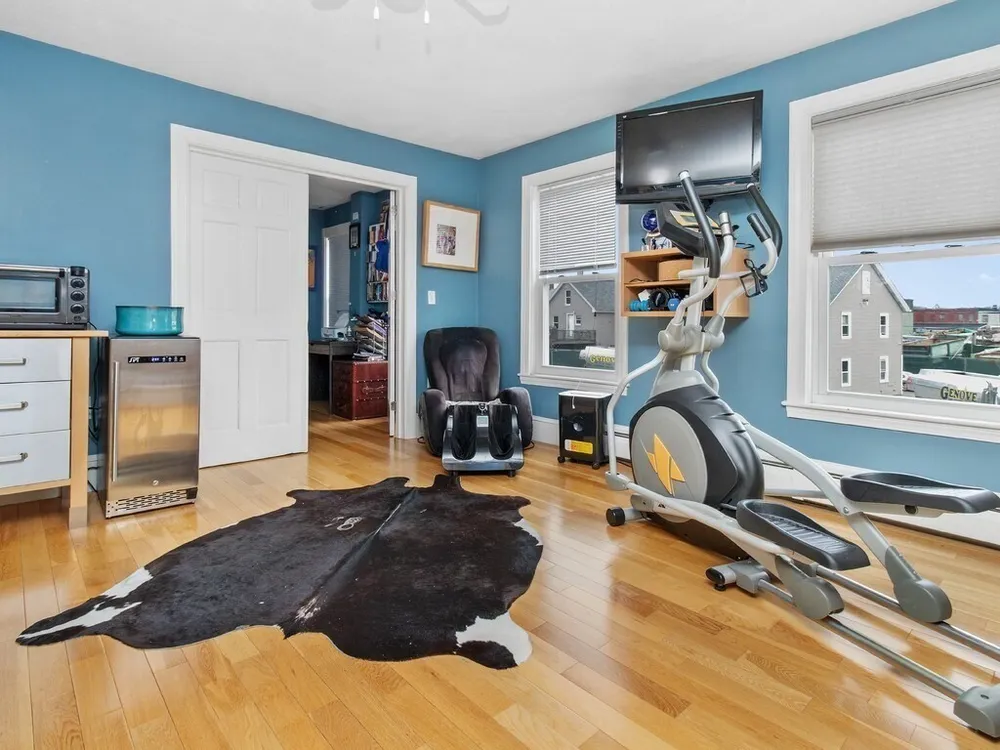 110 Harvard St, Waltham, MA 02453