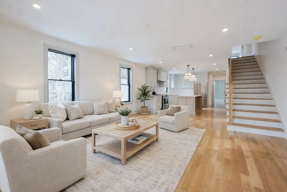68 Rowe St, Boston, MA 02131