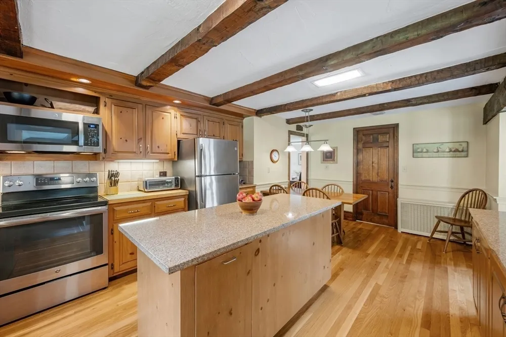 494 Cushing St, Hingham, MA 02043