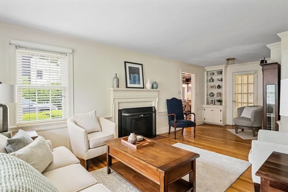 494 Cushing St, Hingham, MA 02043