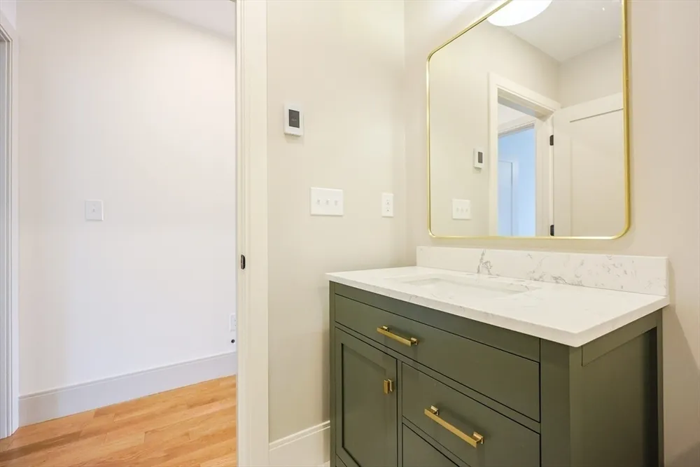 68 Rowe St, Boston, MA 02131