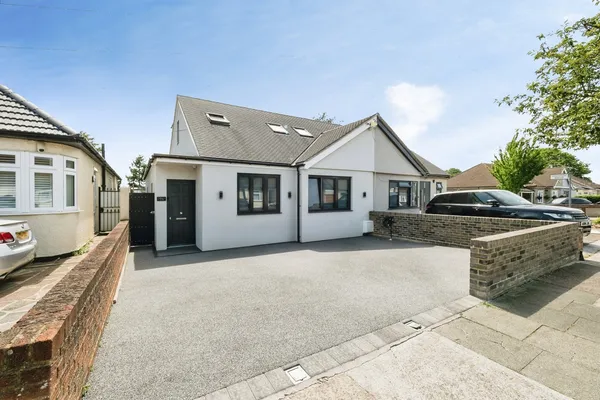 Barton Road, Hornchurch, Essex, RM12