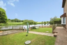 Riverside Mead, Peterborough