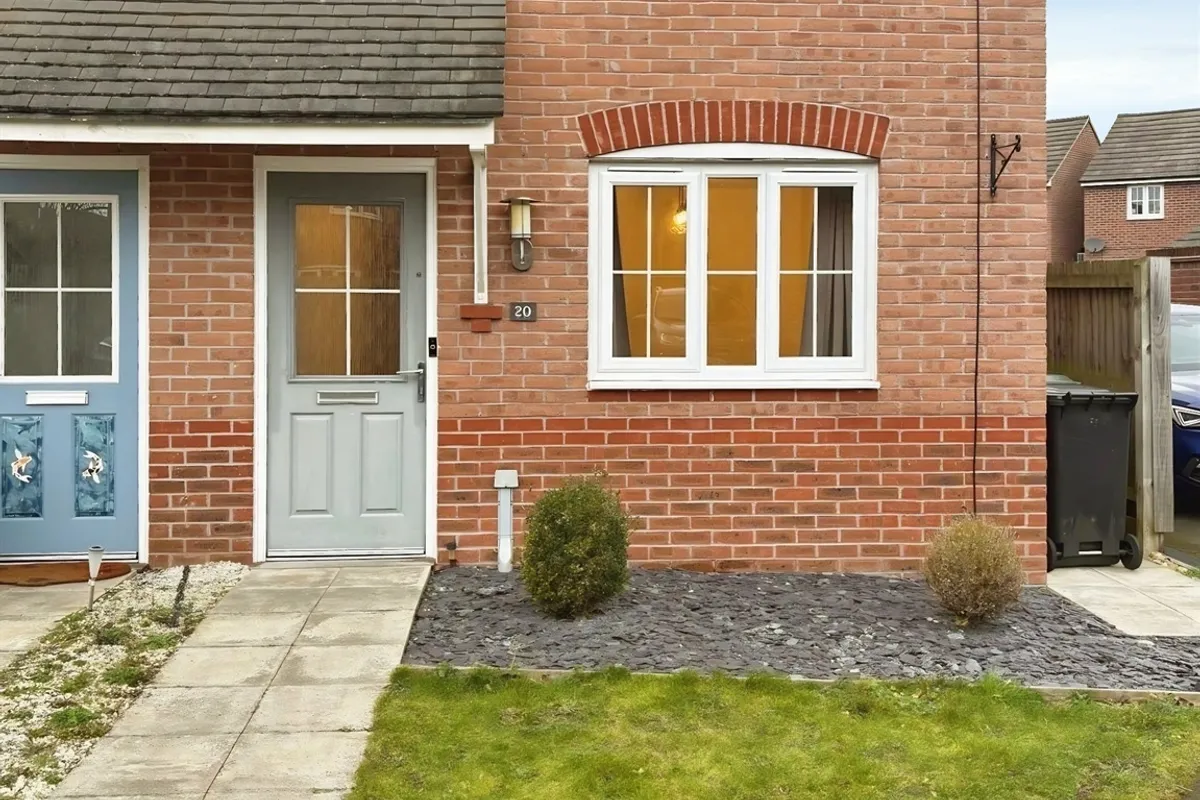 Tacitus Way, North Hykeham, LINCOLN