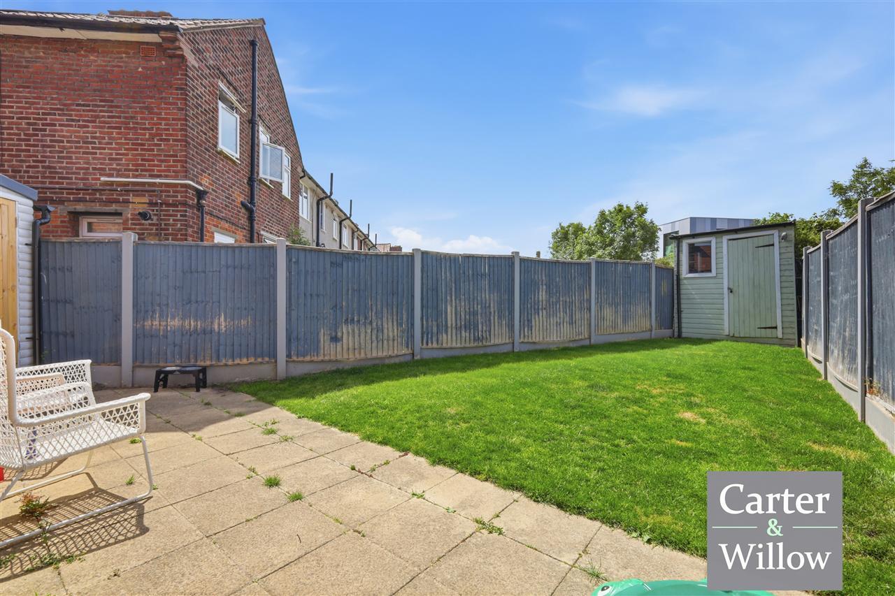 Cartwright Road, Dagenham, Essex Image 19