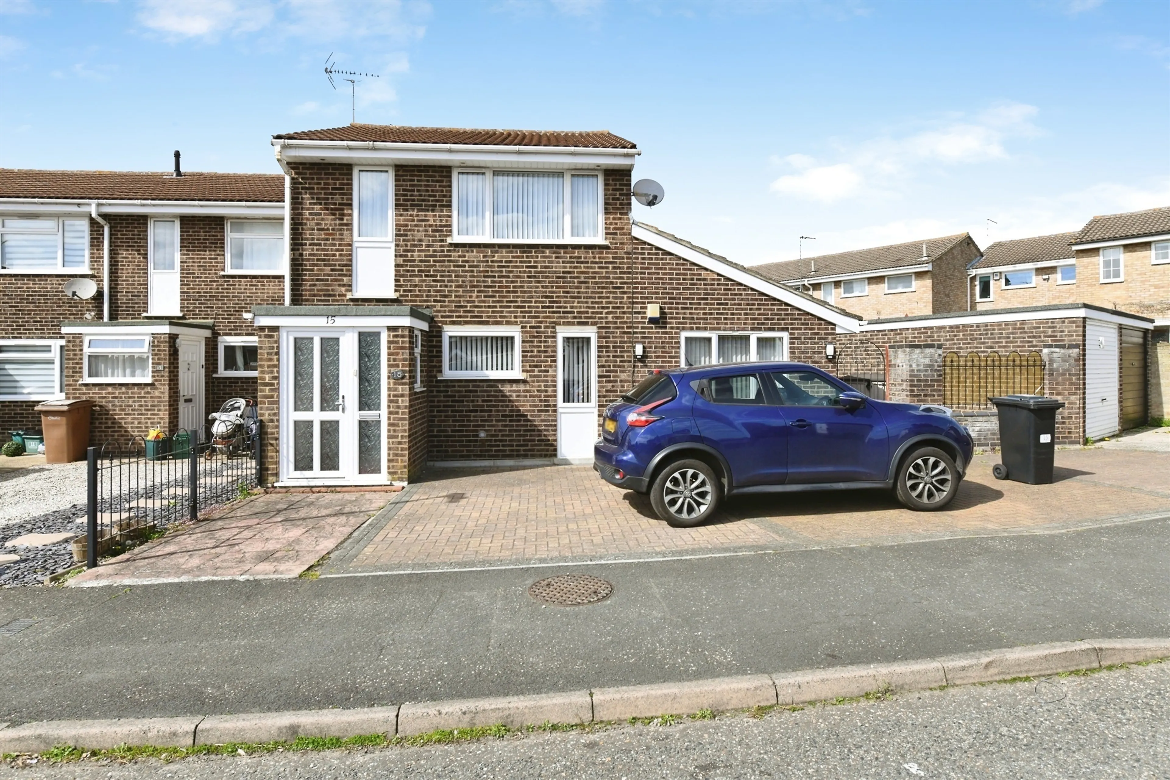 Property photo 0