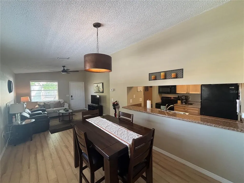 3866 59th Ave W, Bradenton, FL 34210