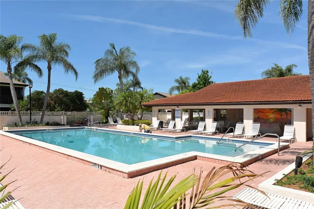 3866 59th Ave W, Bradenton, FL 34210