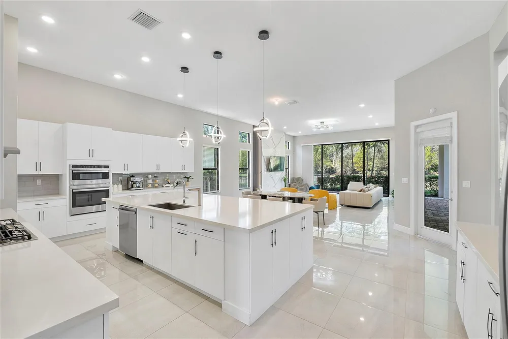 9245 W Parkland Bay Trail, Parkland, FL 33076