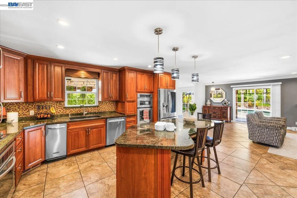 960 Kern Ct, Livermore, CA 94551