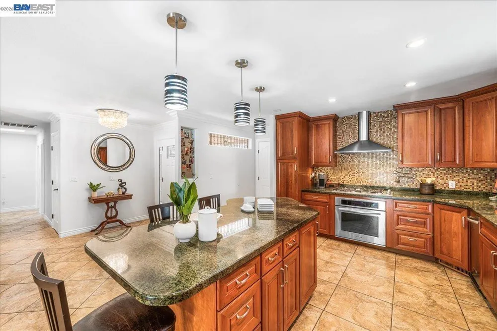 960 Kern Ct, Livermore, CA 94551