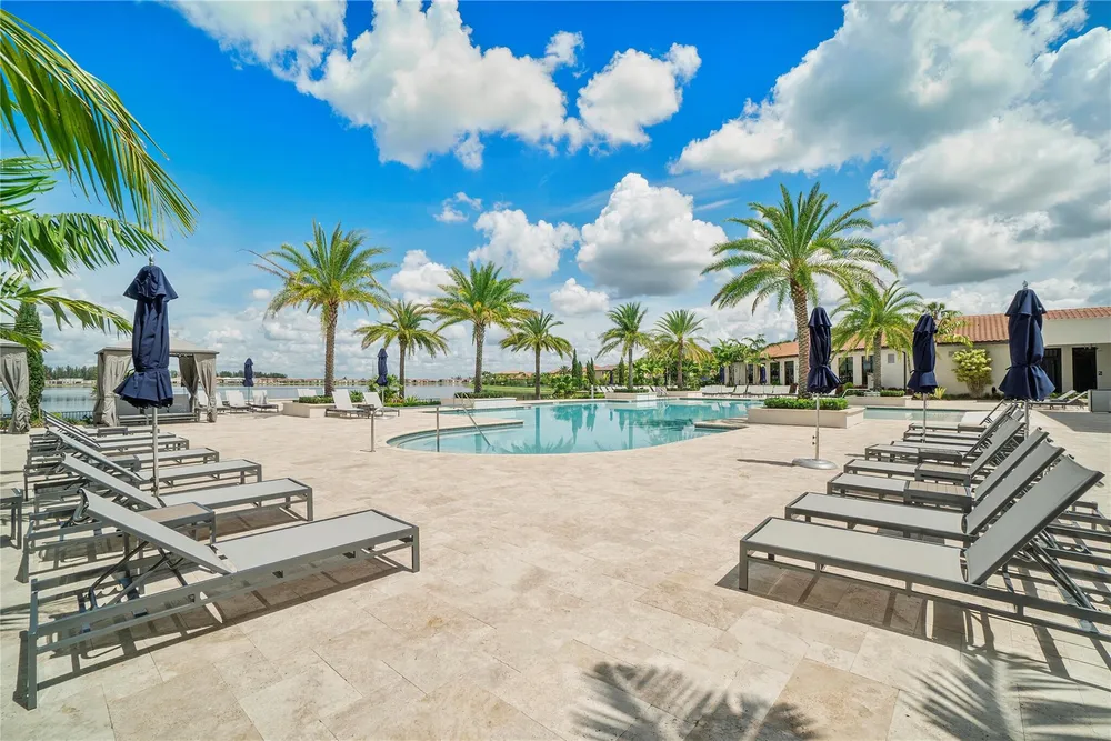 9245 W Parkland Bay Trail, Parkland, FL 33076