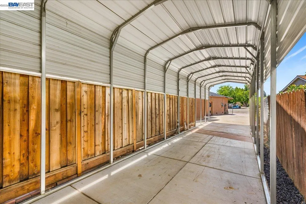 960 Kern Ct, Livermore, CA 94551