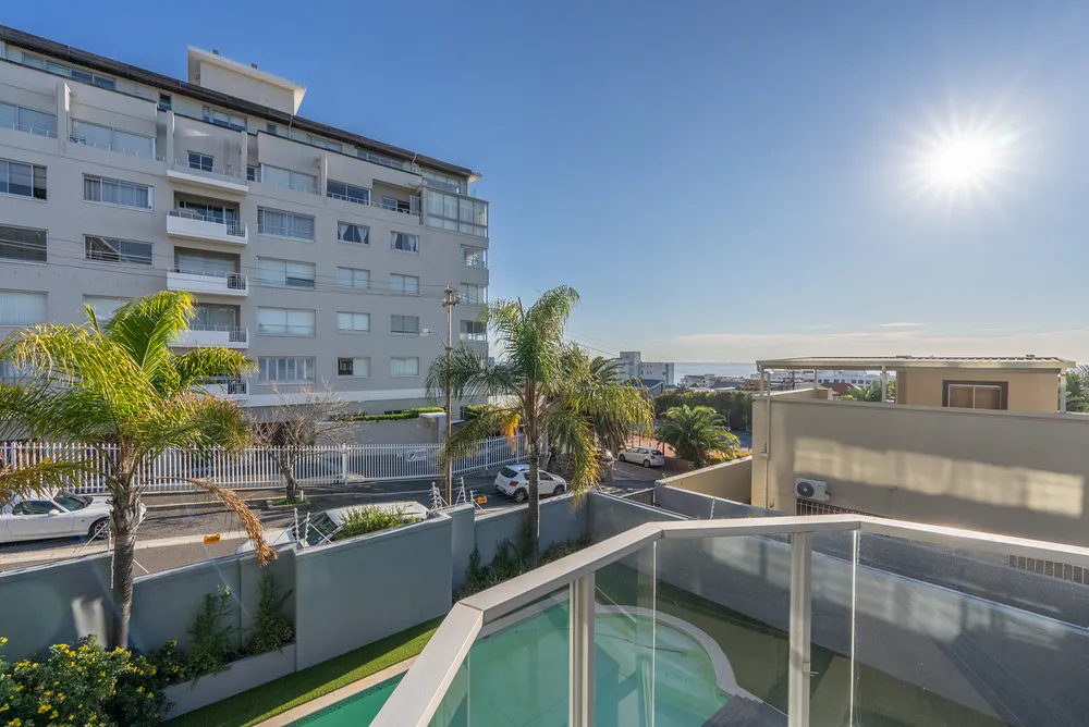 South Africa, Western Cape, Bantry Bay, Portman Road, 9