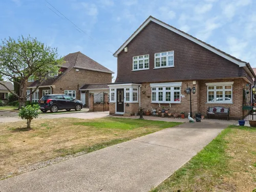 Marian Close, North Stifford, Graysphoto