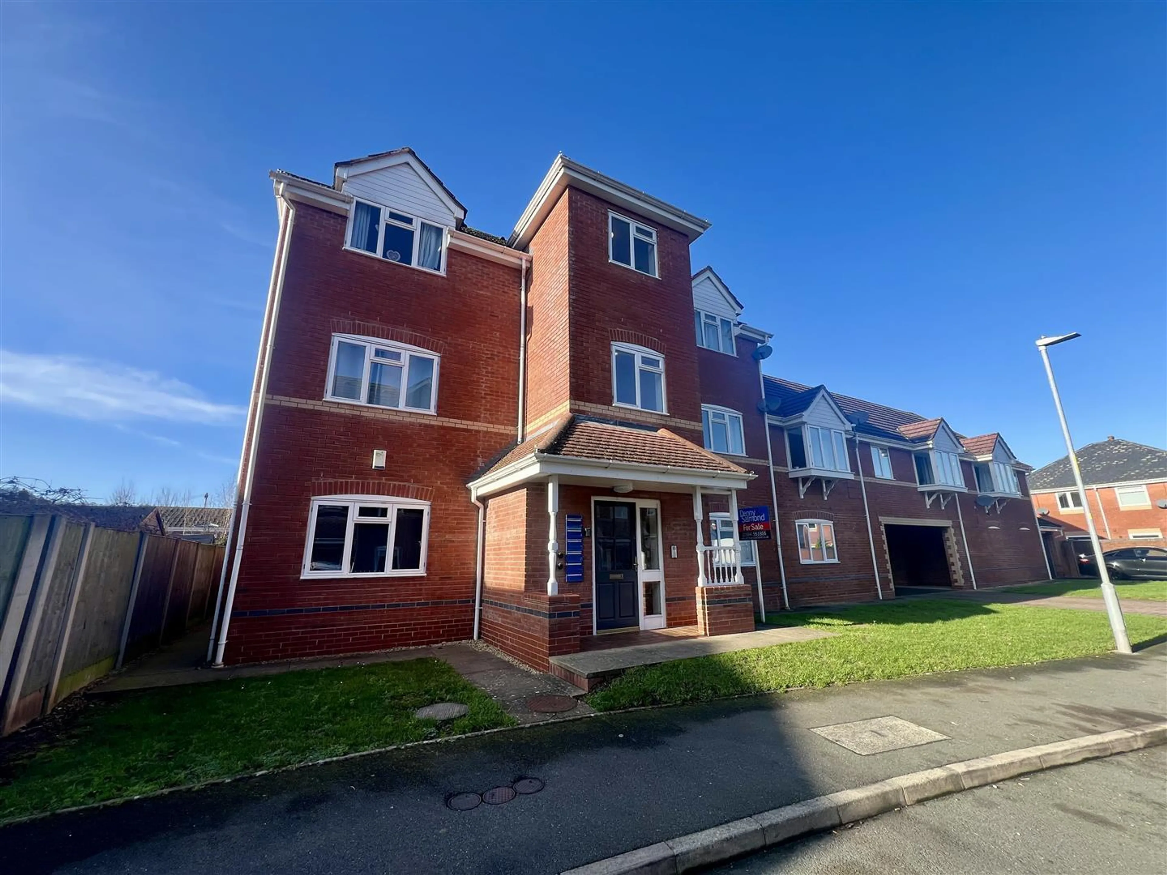 Property photo 0
