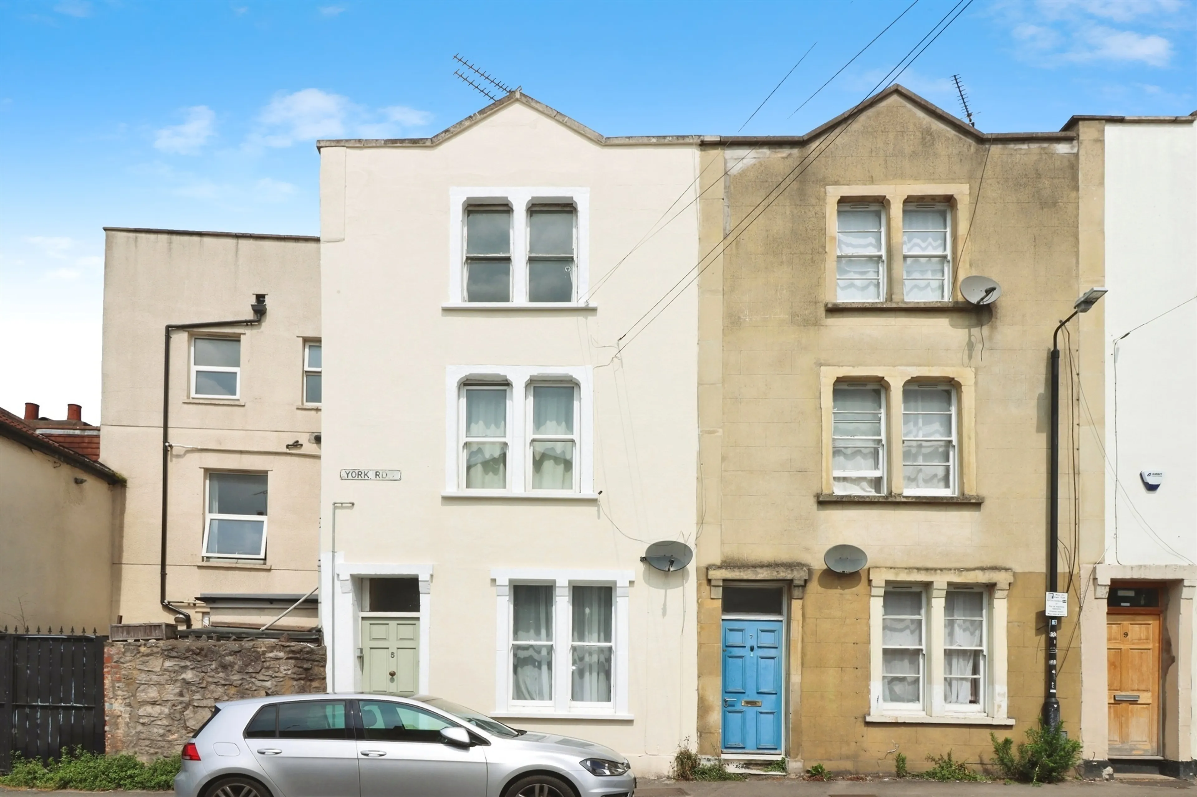 Property photo 0