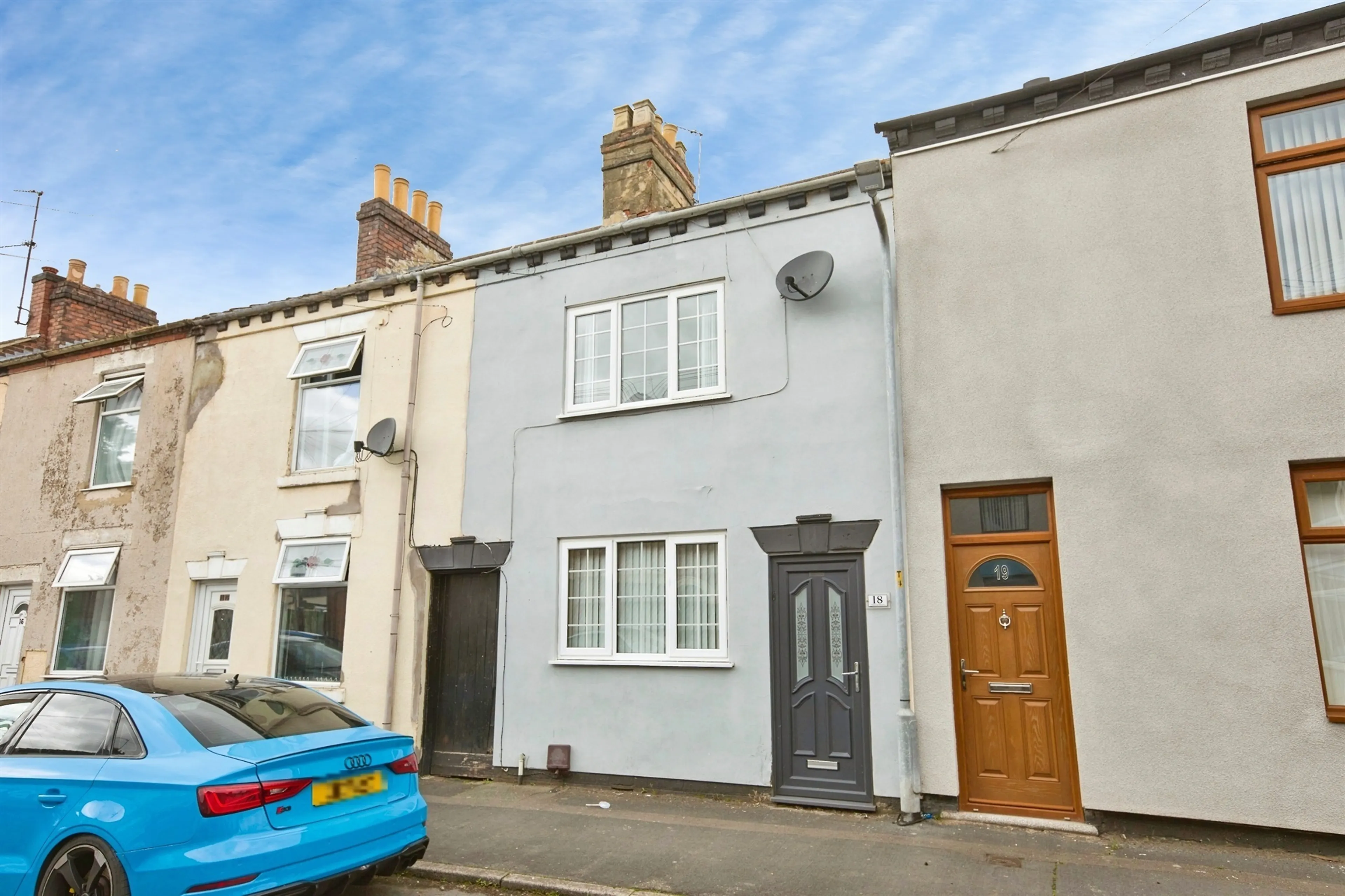 Property photo 0
