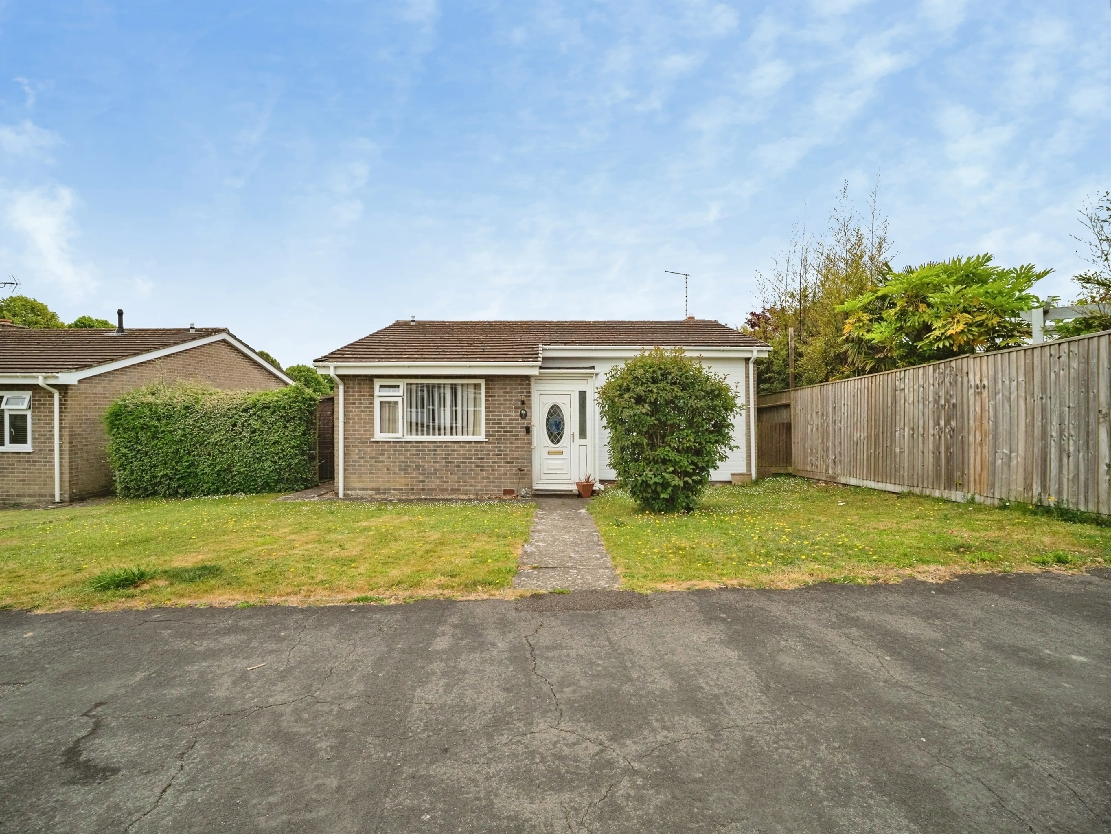 Property photo 0