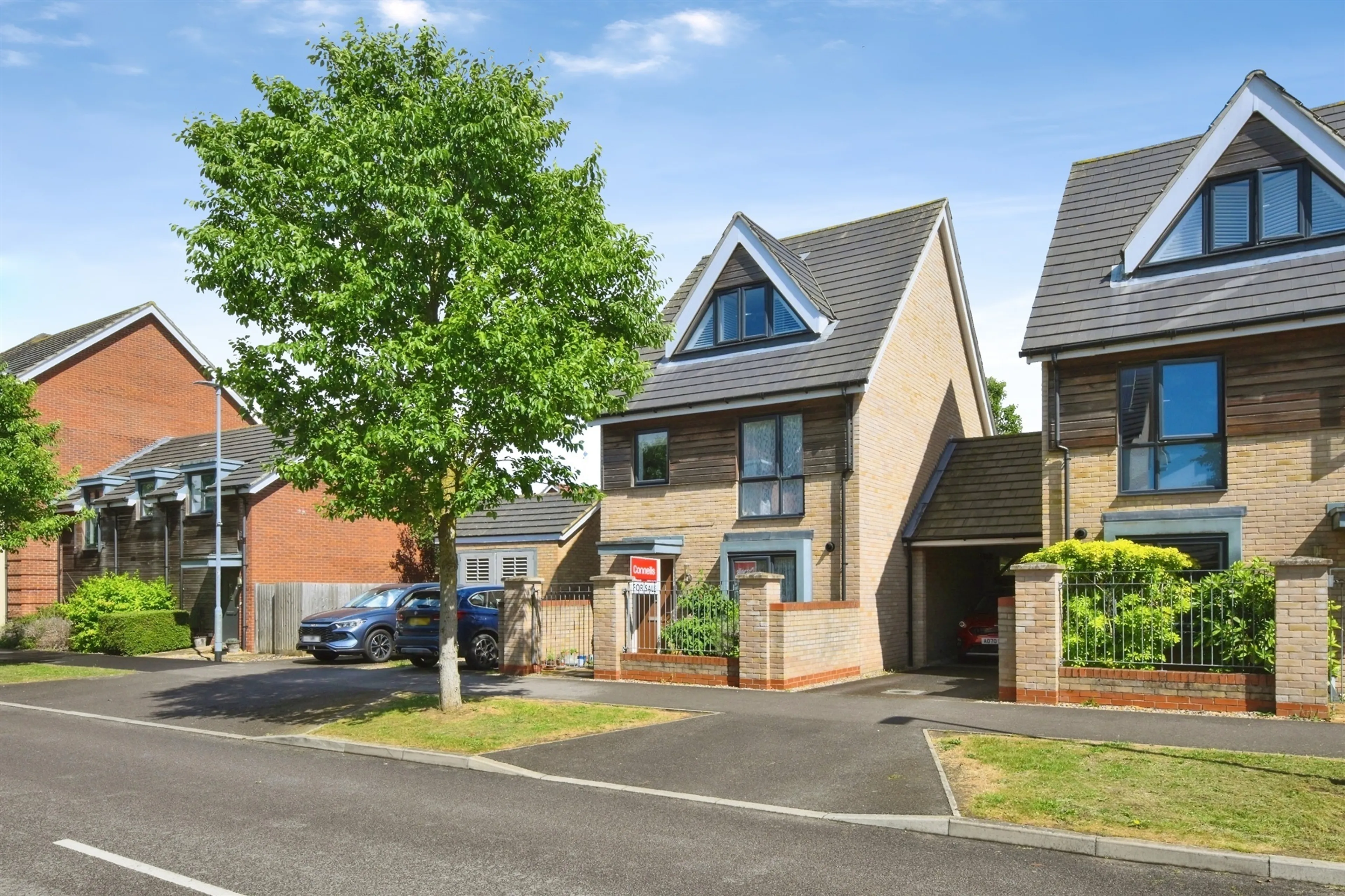 Property photo 0