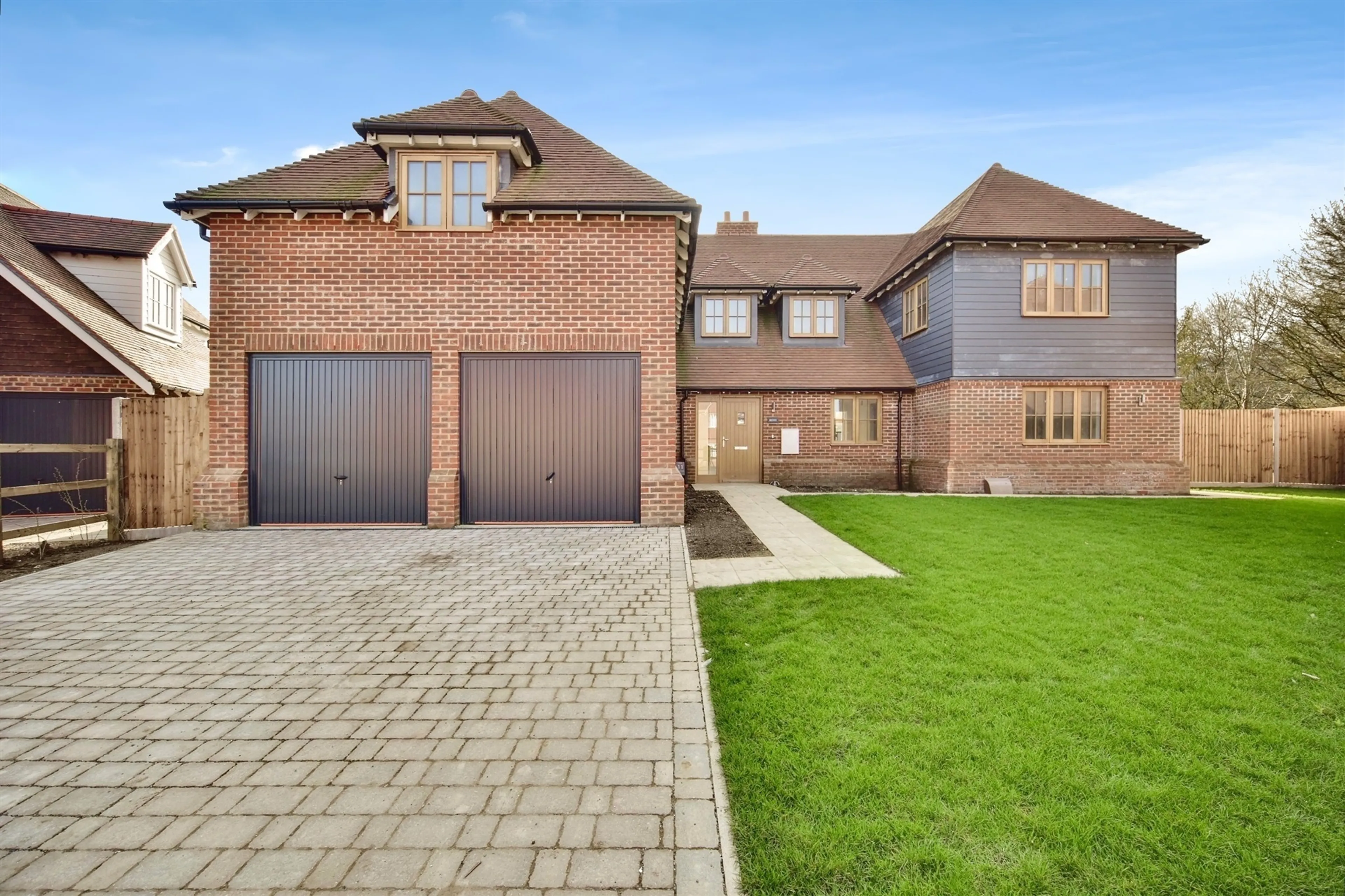 Property photo 0