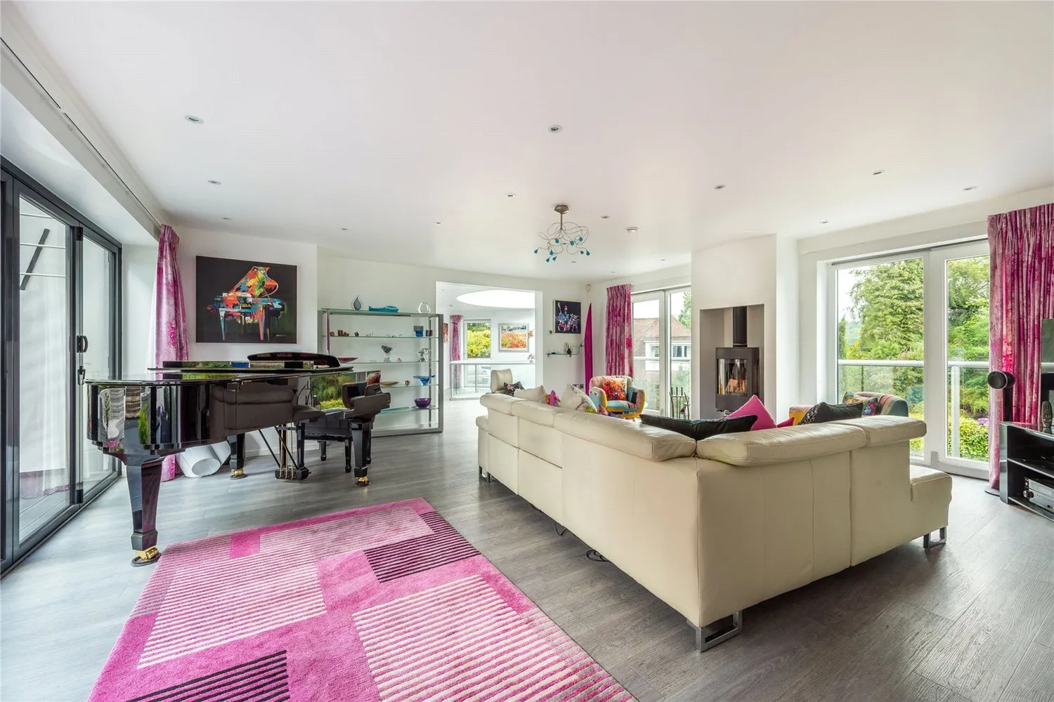 Broomfield Park, Westcott, RH4 photo 11