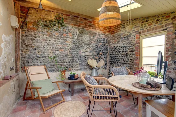 Wrights Yard, Cley, NR25 photo 17