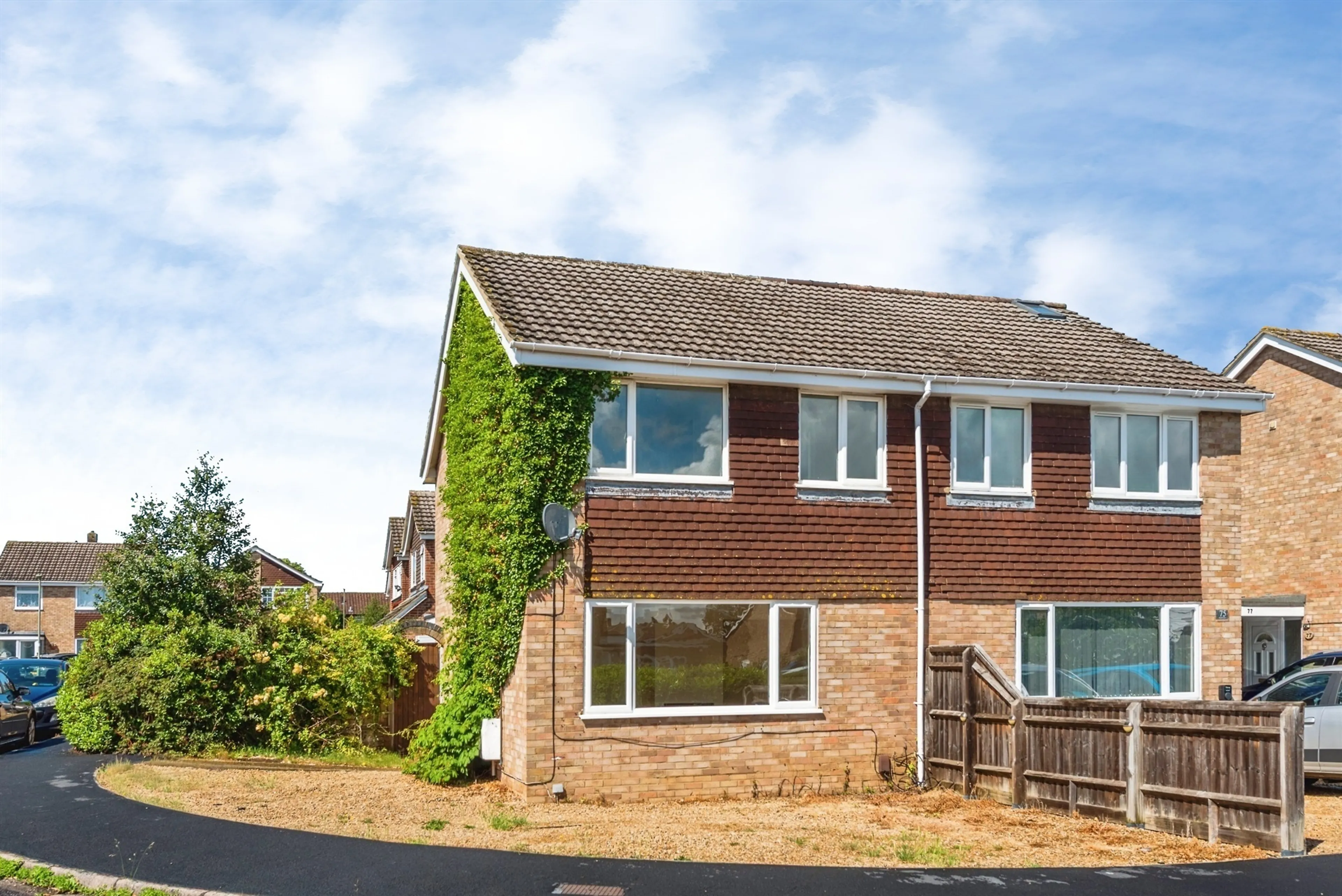 Property photo 0