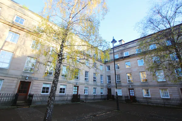 St. Andrews Square, Merchant City, G1