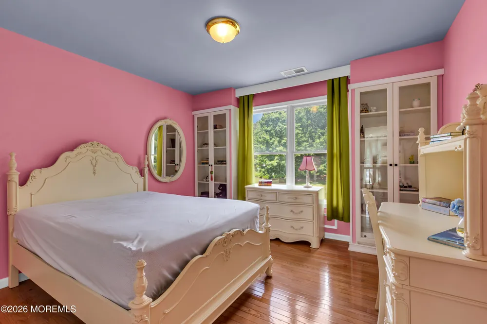 17 DIAMOND HILL ROAD, Marlboro, NJ 07746