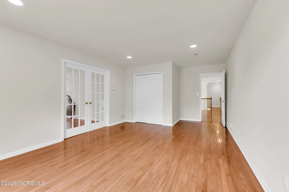 17 DIAMOND HILL ROAD, Marlboro, NJ 07746
