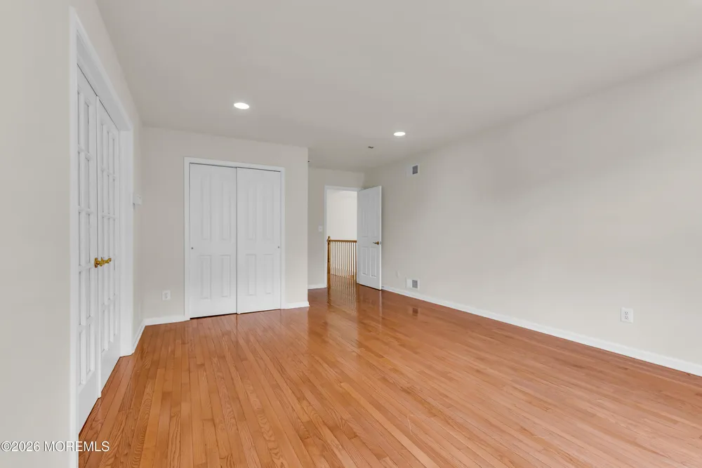 17 DIAMOND HILL ROAD, Marlboro, NJ 07746