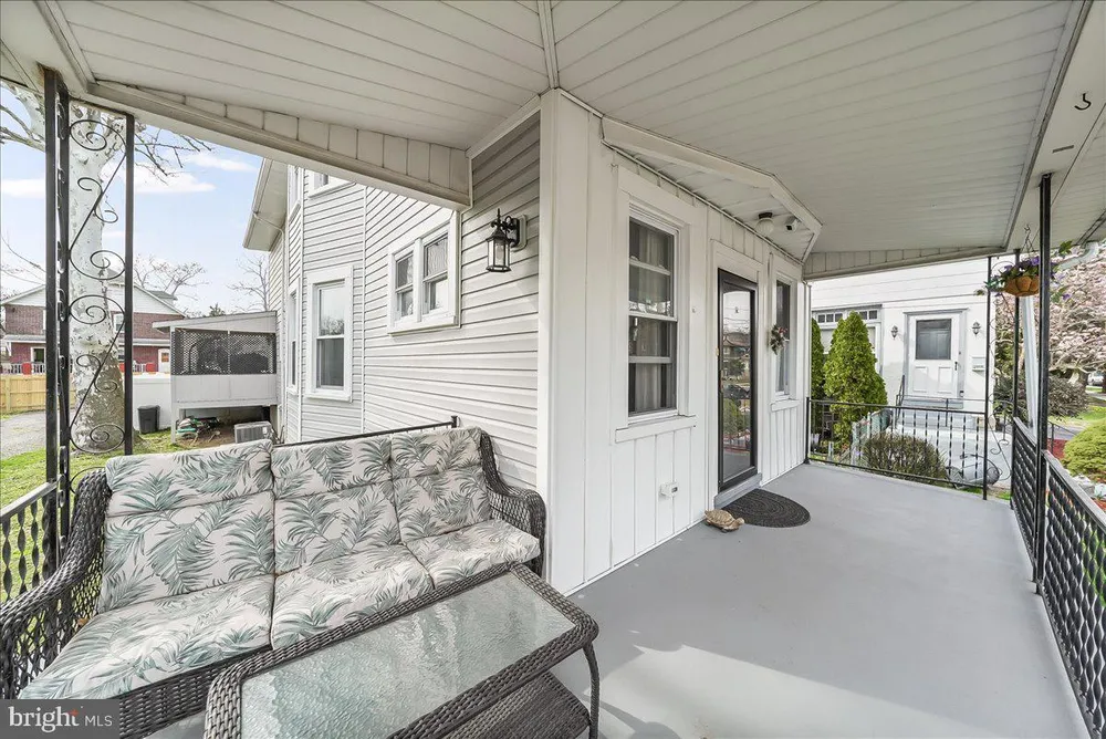 120 Lewis Ave, Lansdowne, PA 19050