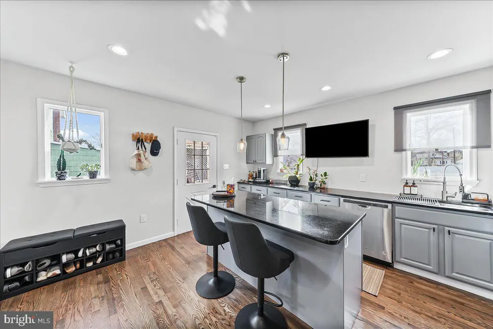 120 Lewis Ave, Lansdowne, PA 19050