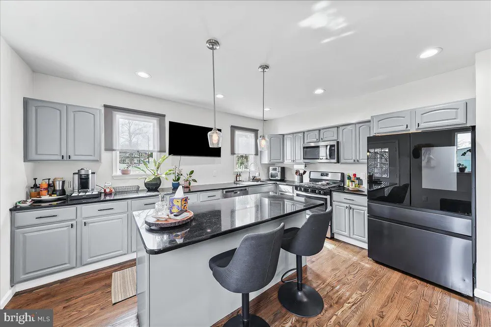 120 Lewis Ave, Lansdowne, PA 19050