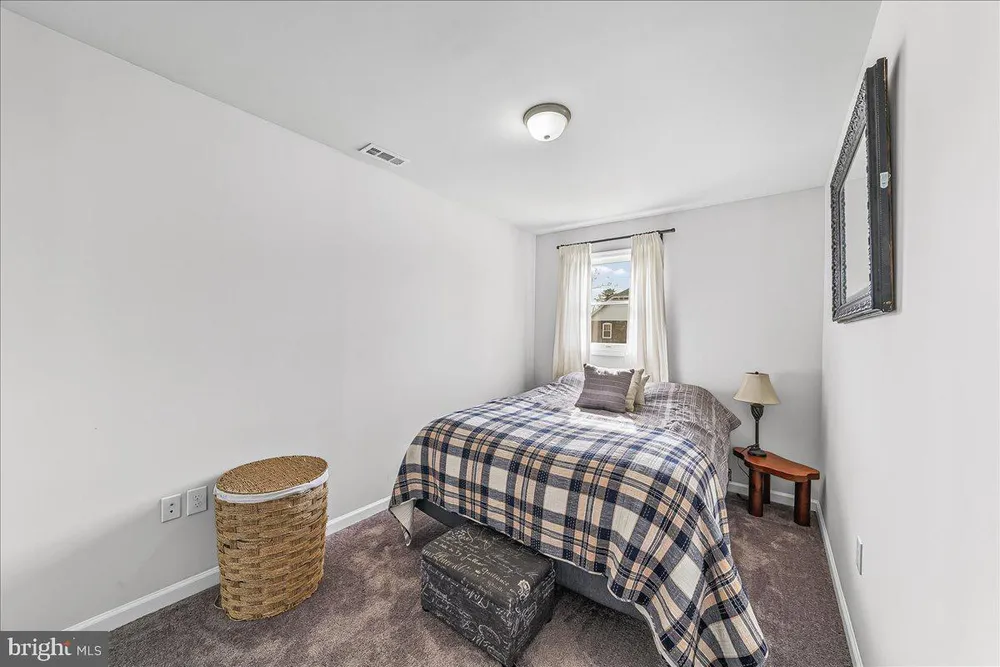 120 Lewis Ave, Lansdowne, PA 19050