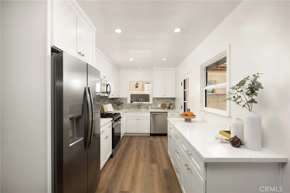 10240 Nadine St, Temple City, CA 91780