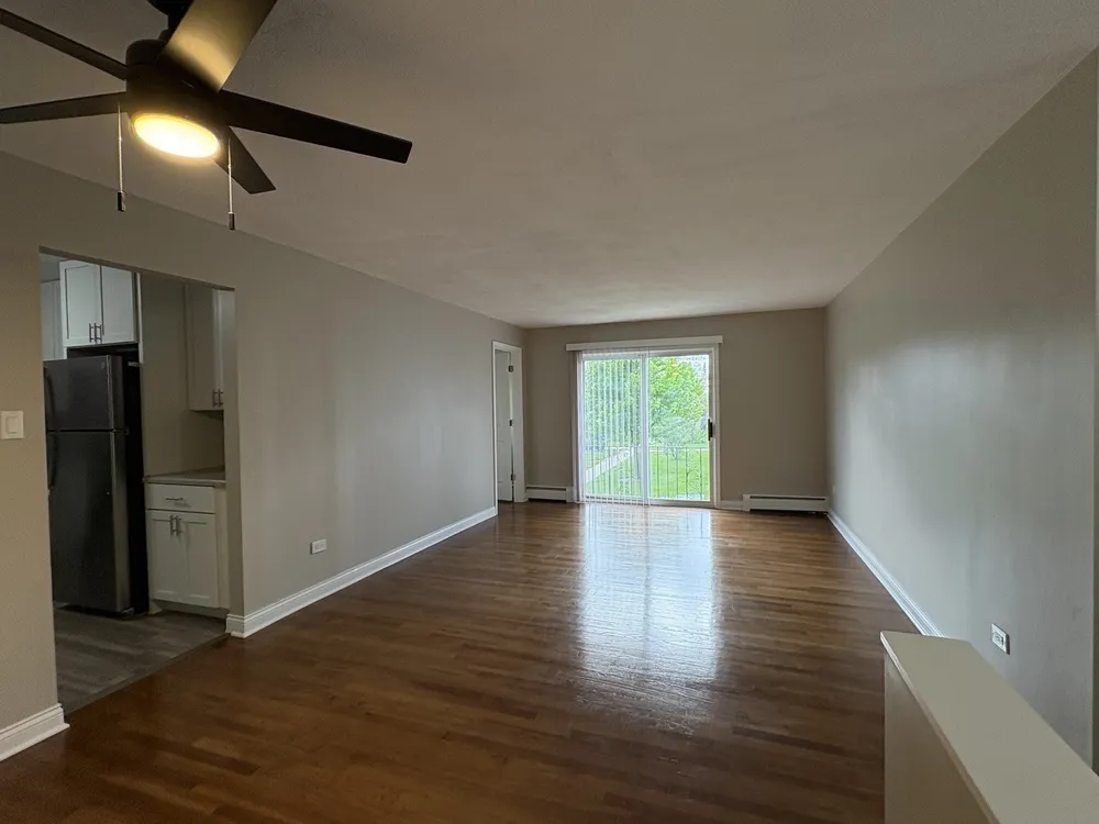 8816 N Western Ave, Des Plaines, IL 60016