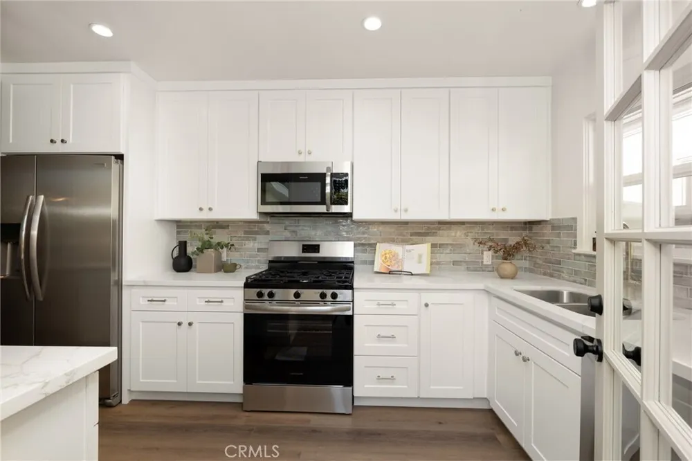 10240 Nadine St, Temple City, CA 91780
