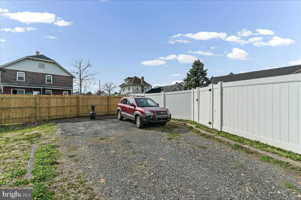 120 Lewis Ave, Lansdowne, PA 19050