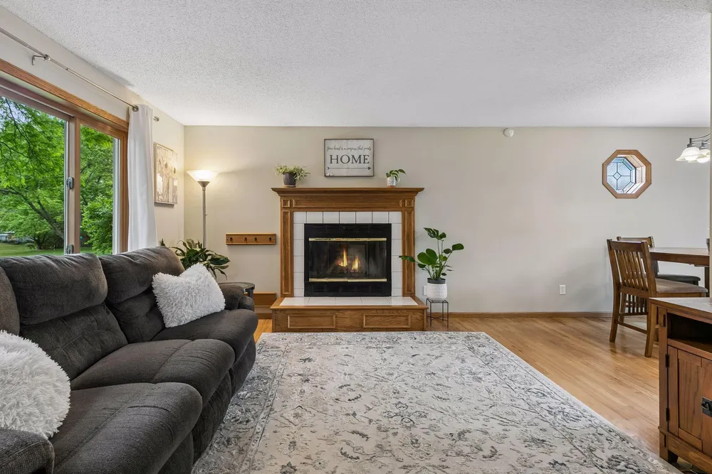 4738 W Wind Trail, Eagan, MN 55122