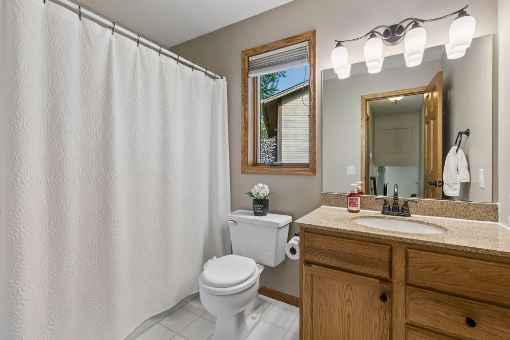 4738 W Wind Trail, Eagan, MN 55122
